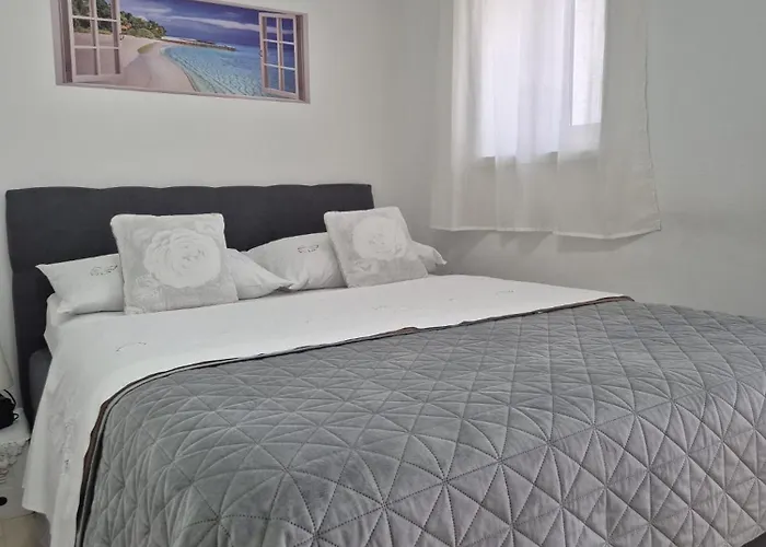 Near The Center شقة سبليت