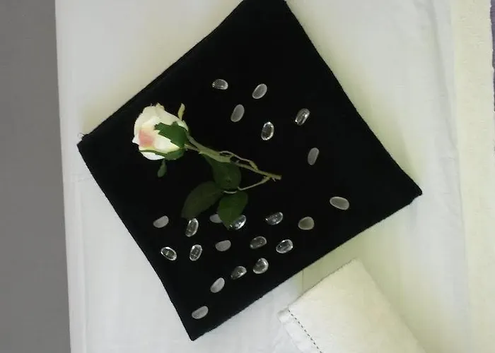 Near The Center سبليت