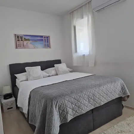 Near The Center Appartement